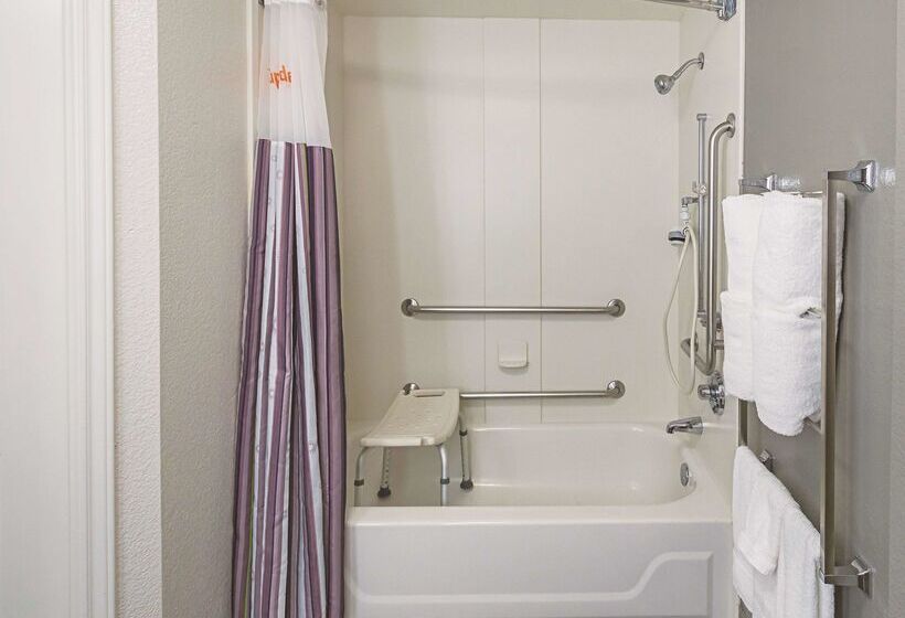 هتل La Quinta Inn & Suites By Wyndham Fort Worth City View