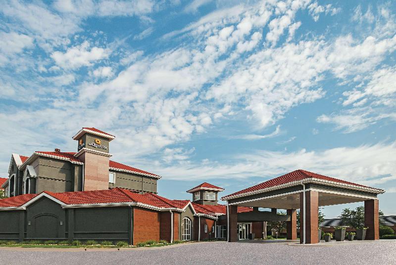 هتل La Quinta Inn & Suites By Wyndham Fort Worth City View