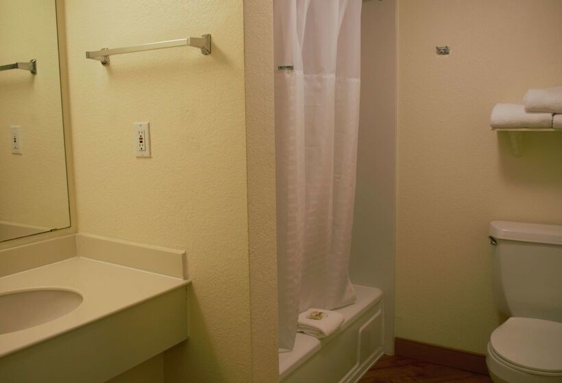 هتل La Quinta Inn By Wyndham Austin Capitol / Downtown