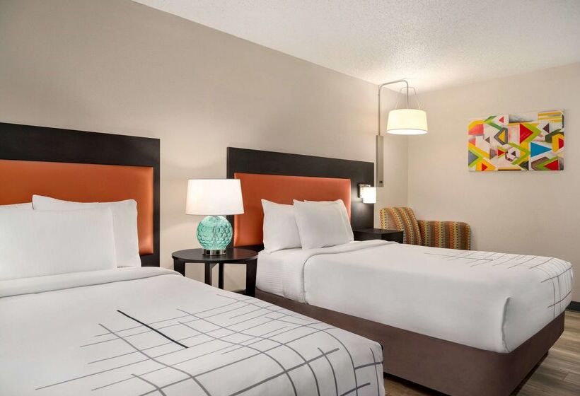 호텔 La Quinta Inn By Wyndham Columbus Airport Area