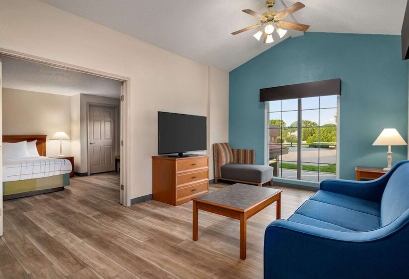 호텔 La Quinta Inn By Wyndham Columbus Airport Area