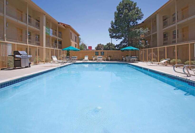 Отель La Quinta Inn By Wyndham Denver Golden