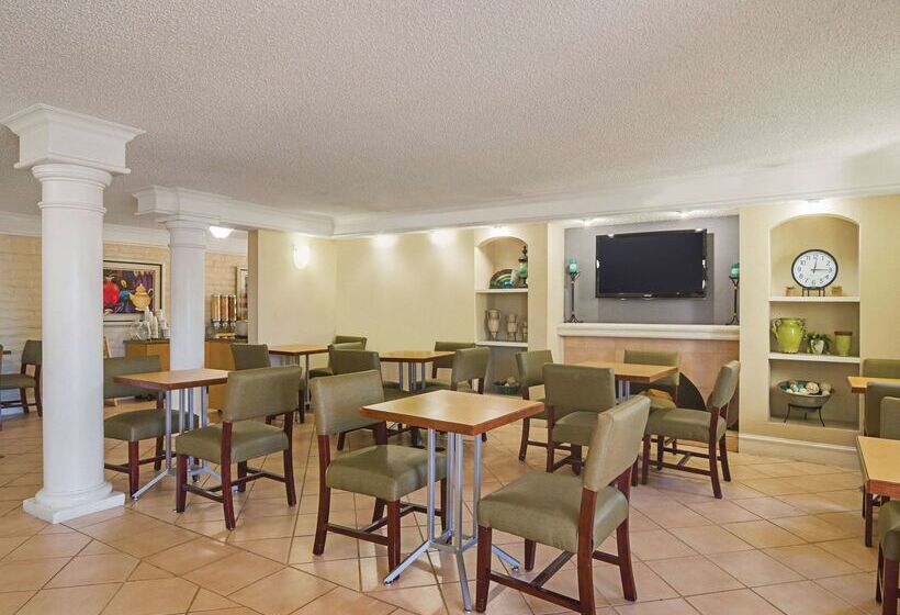 酒店 La Quinta Inn By Wyndham Denver Northglenn