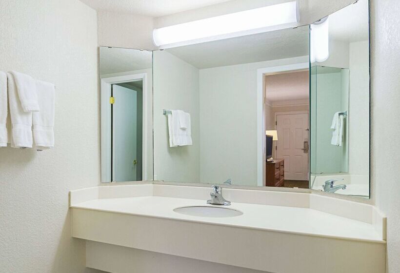 酒店 La Quinta Inn By Wyndham Denver Northglenn