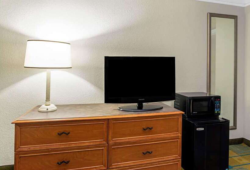酒店 La Quinta Inn By Wyndham Denver Northglenn