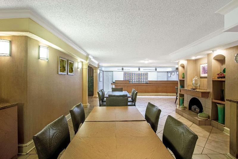 בית מלון כפרי La Quinta Inn By Wyndham Killeen  Fort Hood