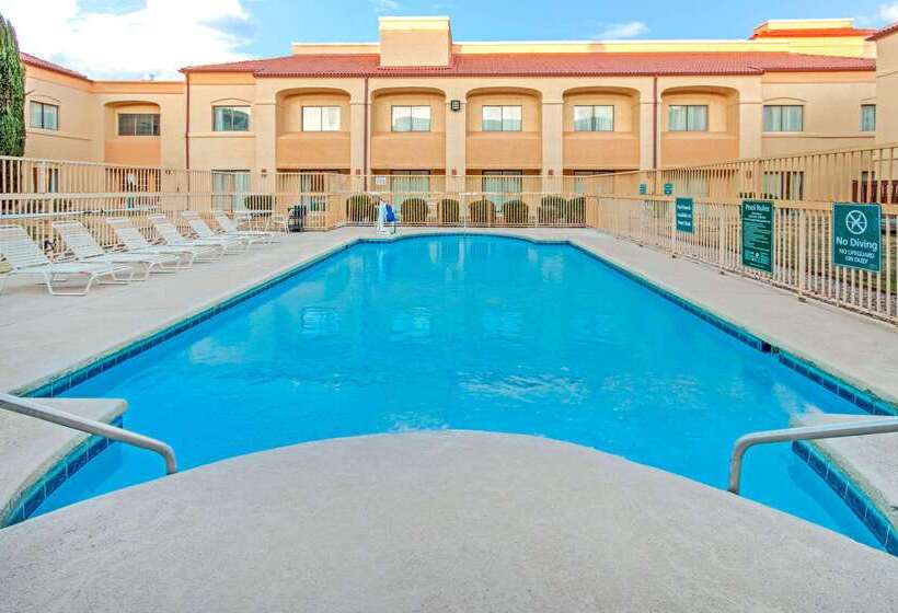 هتل La Quinta Inn By Wyndham Las Cruces Mesilla Valley