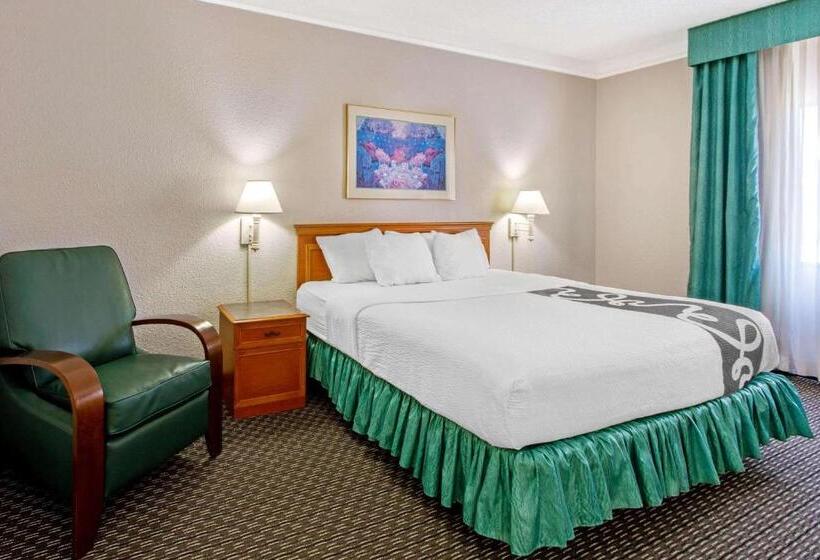 هتل La Quinta Inn By Wyndham Las Cruces Mesilla Valley
