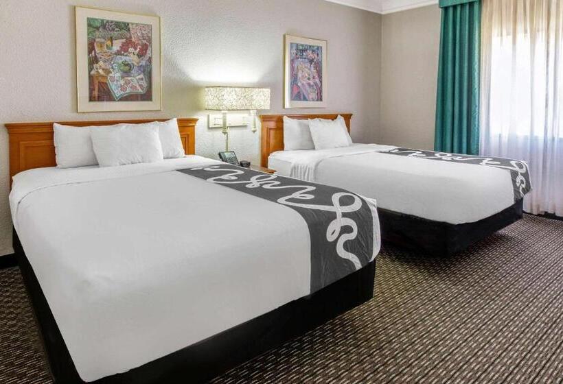 هتل La Quinta Inn By Wyndham Las Cruces Mesilla Valley