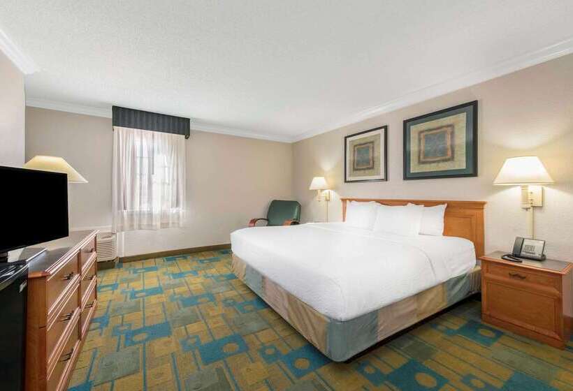 فندق La Quinta Inn By Wyndham New Orleans Causeway