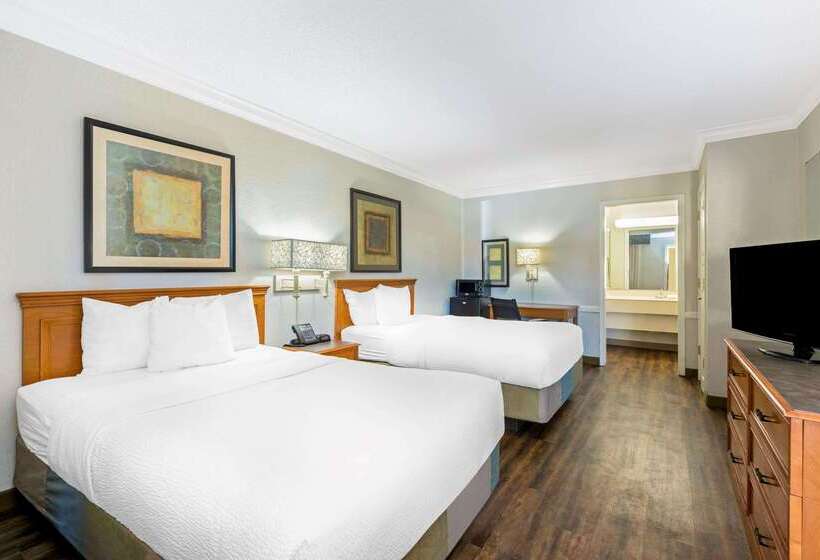 Hotel La Quinta Inn By Wyndham New Orleans Causeway