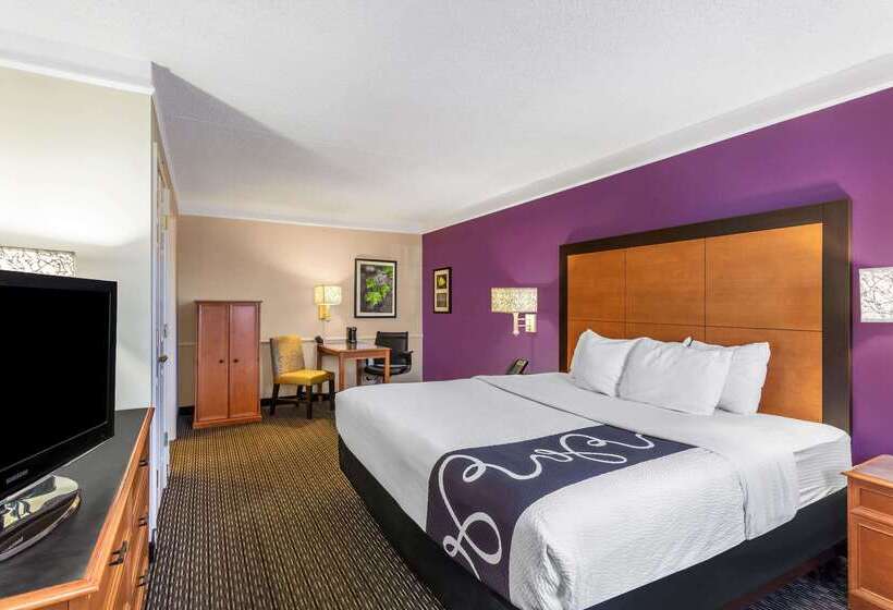 هتل La Quinta Inn By Wyndham Odessa