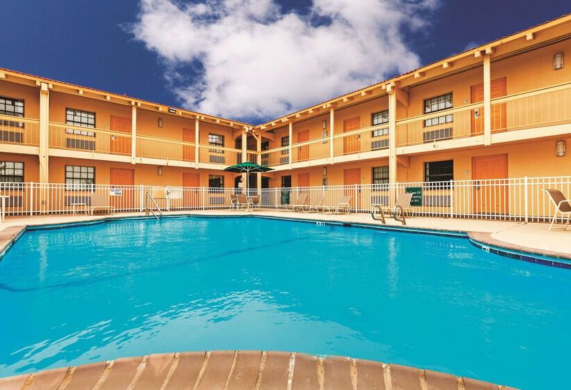 هتل La Quinta Inn By Wyndham Odessa