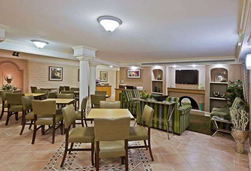 Fotos del hotel La Quinta Inn By Wyndham Orlando Airport West:  71