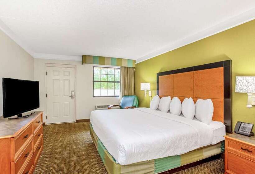 La Quinta Inn By Wyndham Orlando Airport West