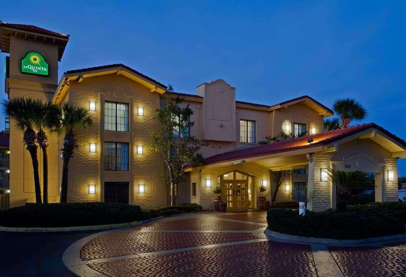 Fotos del hotel La Quinta Inn By Wyndham Orlando Airport West:  37