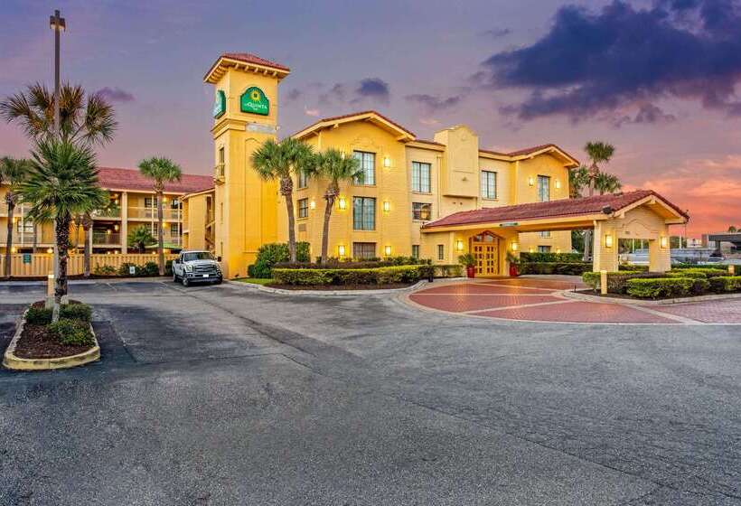Fotos del hotel La Quinta Inn By Wyndham Orlando Airport West:  56
