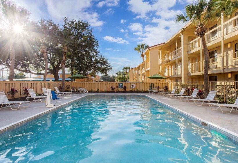 فندق La Quinta Inn By Wyndham Orlando Airport West