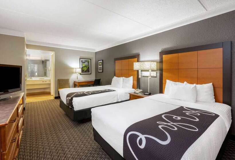 호텔 Super 8 By Wyndham The Woodlands North