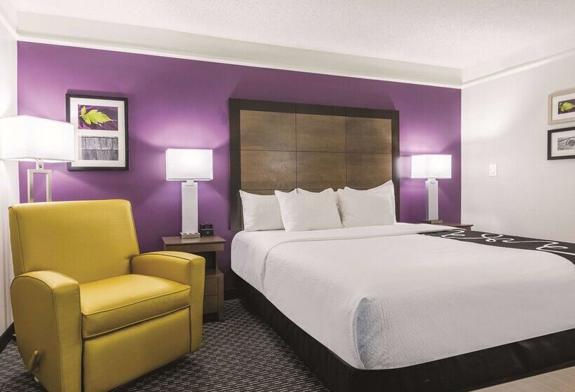 Hotel La Quinta Inn & Suites By Wyndham Alexandria Airport