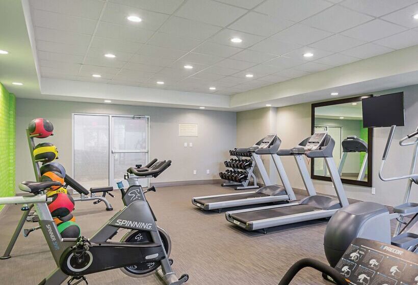 هتل La Quinta By Wyndham Austin Airport