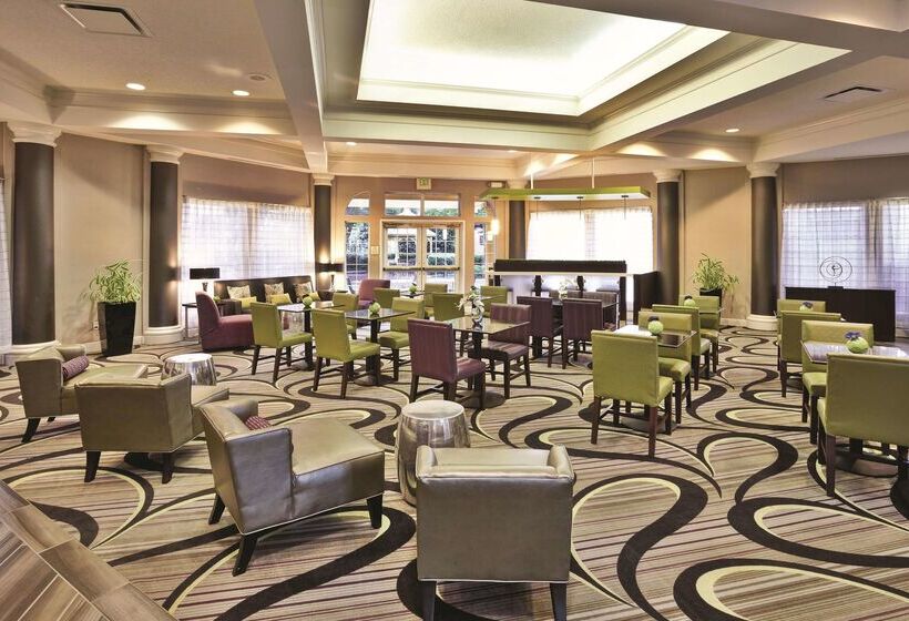 هتل La Quinta By Wyndham Birmingham Homewood