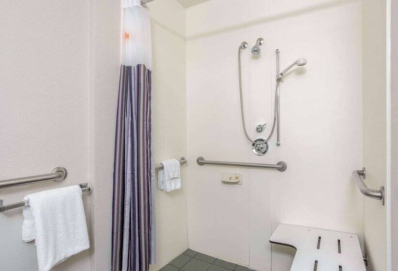 هتل La Quinta By Wyndham Birmingham Homewood