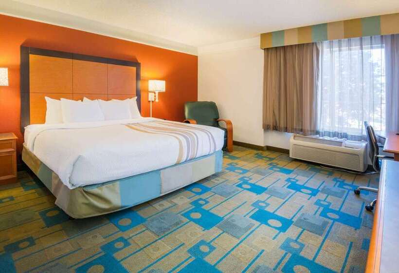 هتل La Quinta By Wyndham Colorado Springs South Airport