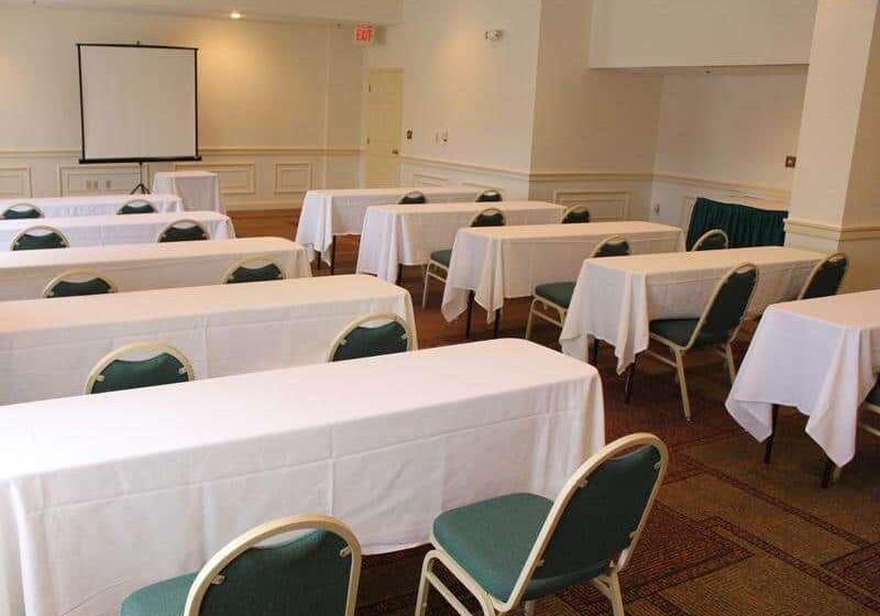 בית מלון כפרי La Quinta By Wyndham Coral Springs University Dr