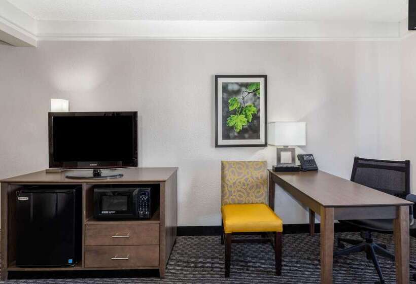 هتل La Quinta By Wyndham Denver Boulder   Louisville