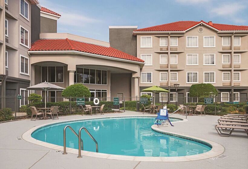 هتل La Quinta By Wyndham Fort Worth North