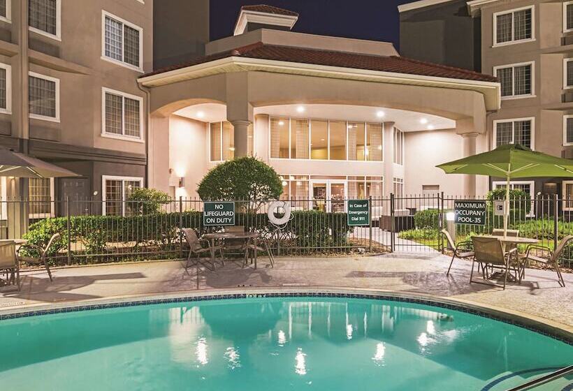 هتل La Quinta By Wyndham Fort Worth North