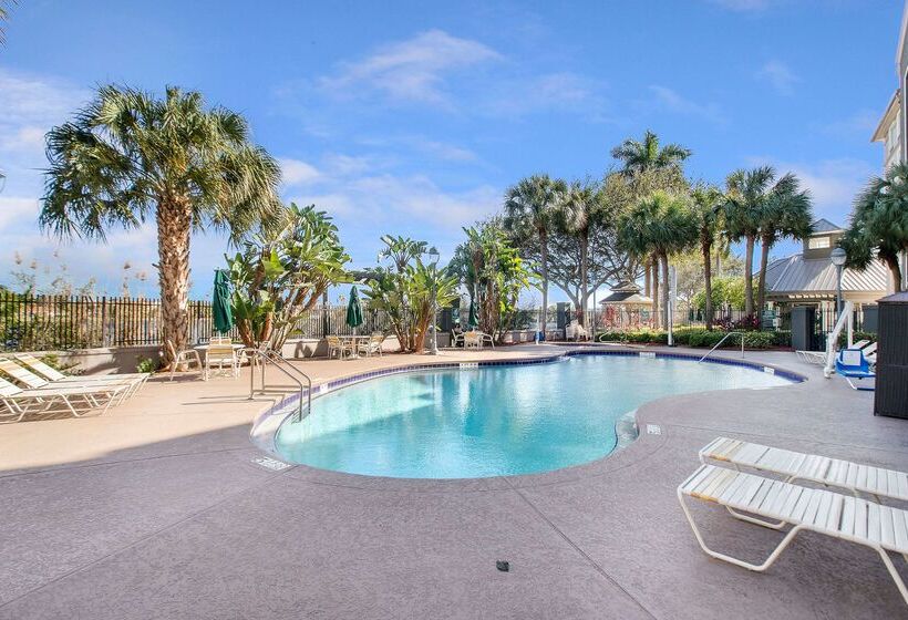 هتل La Quinta By Wyndham Ft. Lauderdale Airport