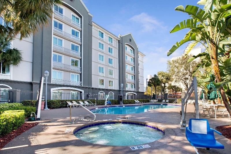 هتل La Quinta By Wyndham Ft. Lauderdale Airport