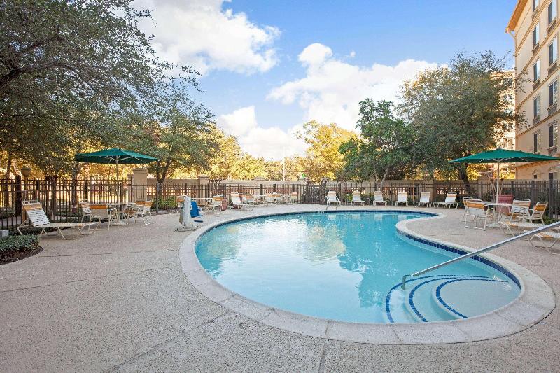 هتل La Quinta By Wyndham Houston Galleria Area