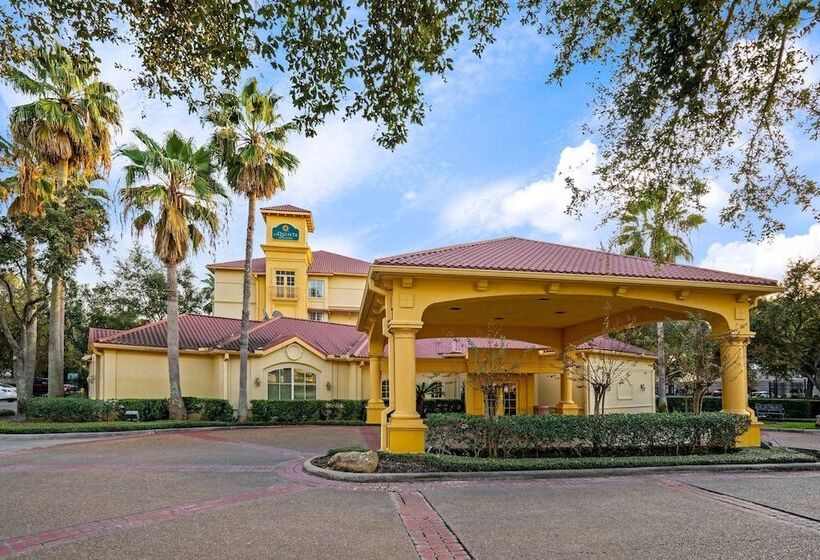هتل La Quinta By Wyndham Houston West Park 10