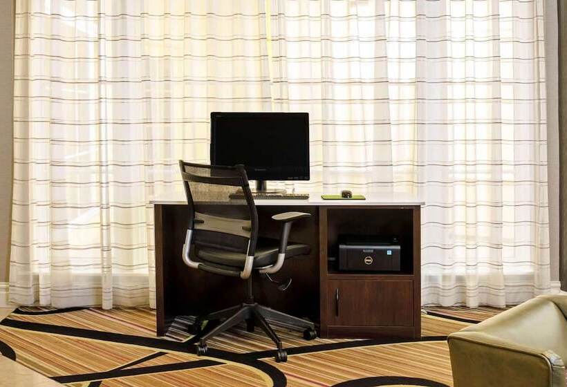 هتل La Quinta By Wyndham Houston West Park 10