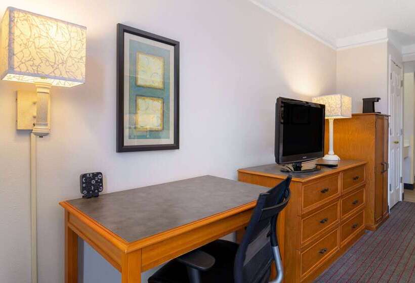 Hotel La Quinta Inn & Suites By Wyndham Kingsport Tricities Airpt