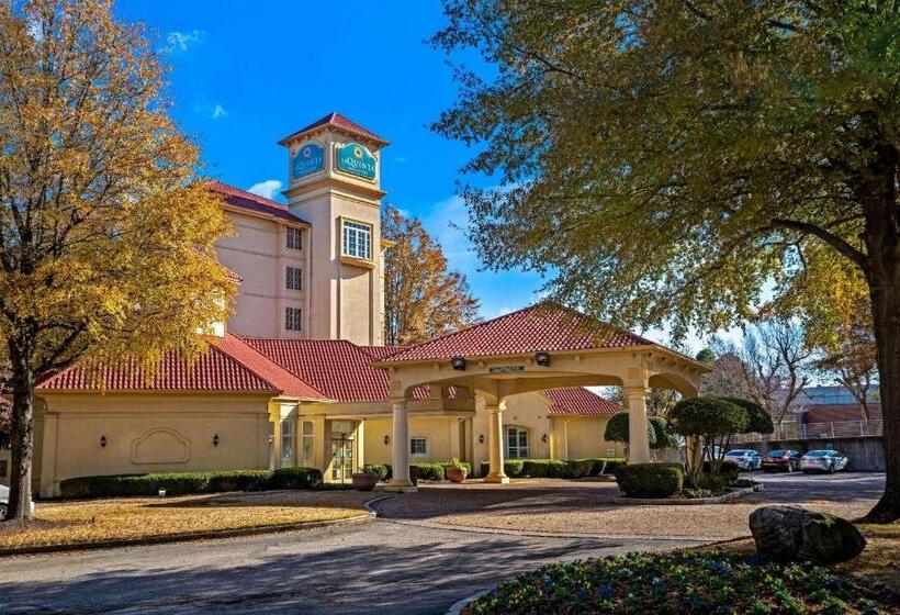 هتل La Quinta Inn & Suites By Wyndham Memphis Primacy Parkway
