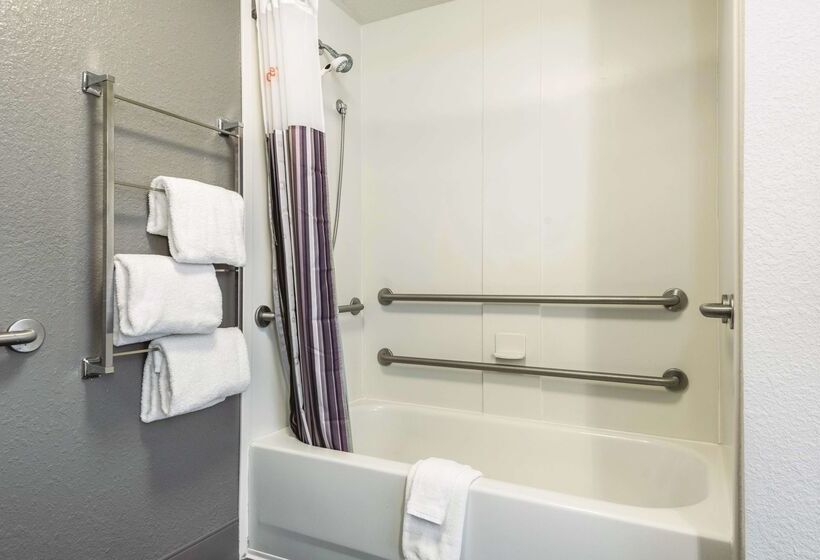 هتل La Quinta By Wyndham Orlando Lake Mary