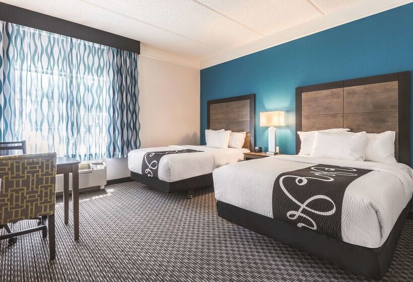 هتل La Quinta By Wyndham Orlando Lake Mary