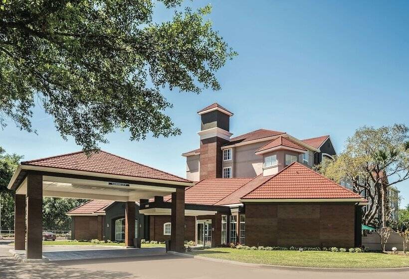 هتل La Quinta By Wyndham Orlando Lake Mary