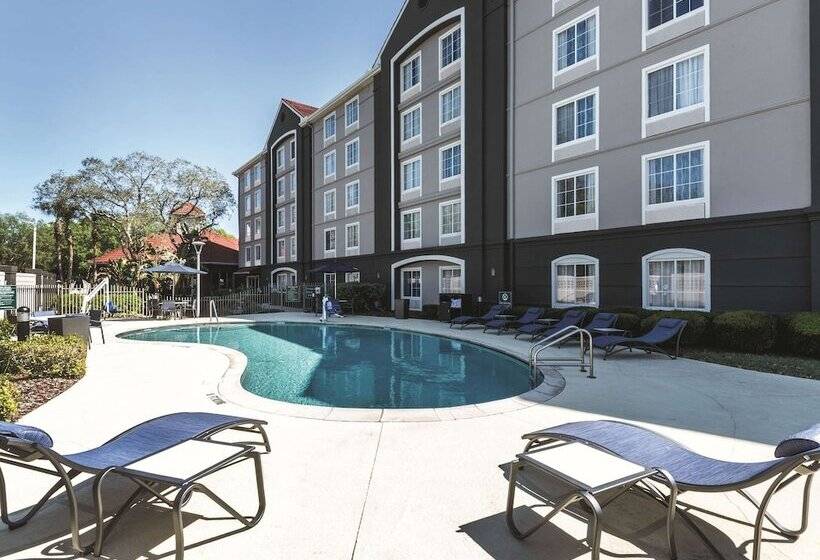 هتل La Quinta By Wyndham Orlando Lake Mary
