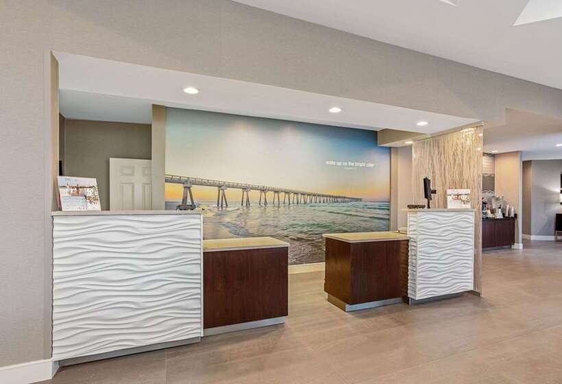 Hotel La Quinta Inn & Suites By Wyndham Panama City