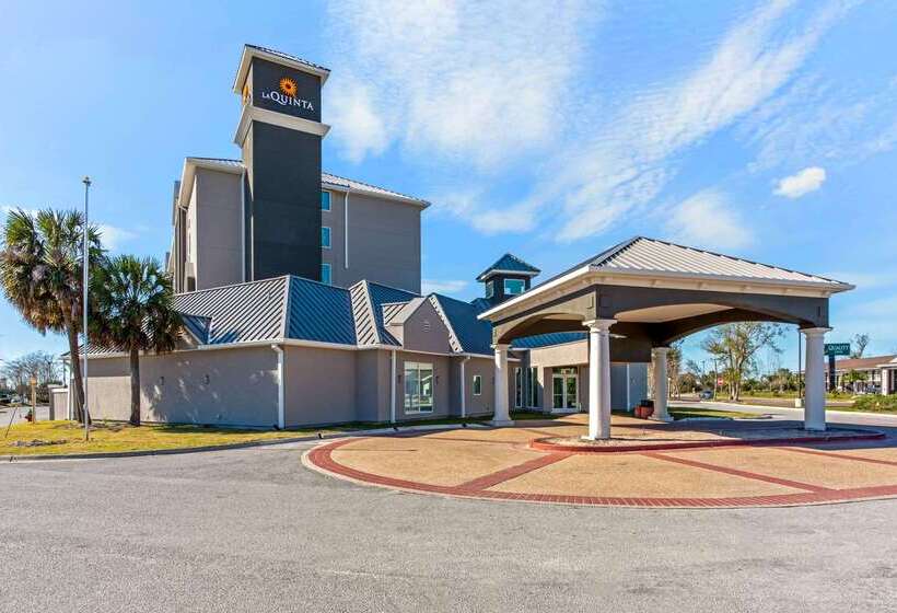 هتل La Quinta Inn & Suites By Wyndham Panama City