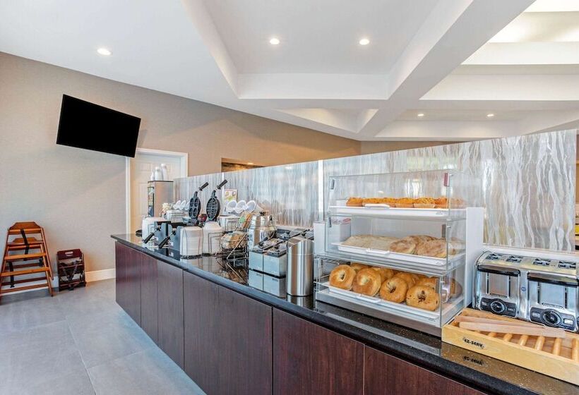 هتل La Quinta Inn & Suites By Wyndham Panama City