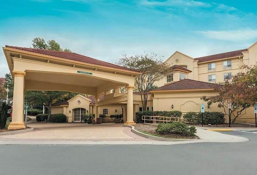 هتل La Quinta By Wyndham Raleigh/durham Southpoint