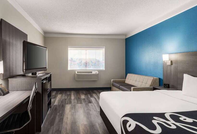 Отель La Quinta By Wyndham Round Rock North