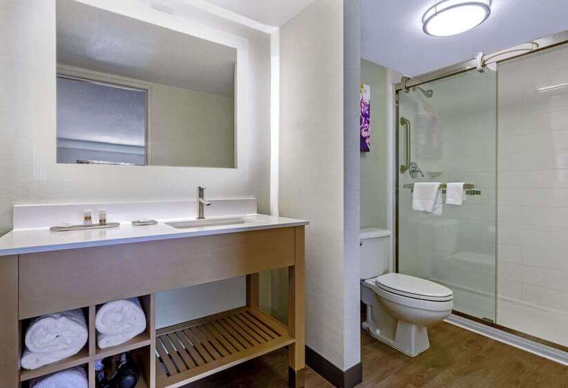 هتل La Quinta By Wyndham San Francisco Airport North   Free Airport Shuttle