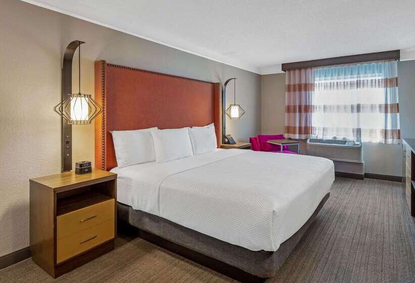 هتل La Quinta By Wyndham San Francisco Airport North   Free Airport Shuttle